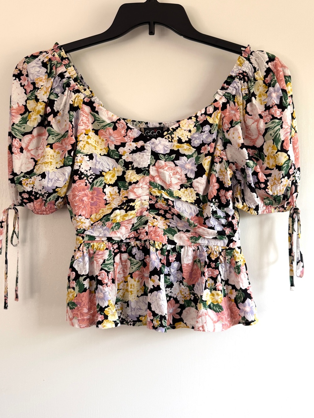 Gigio Floral Puff-Sleeve Peplum Top in Black with Pink Yellow Cottagecore